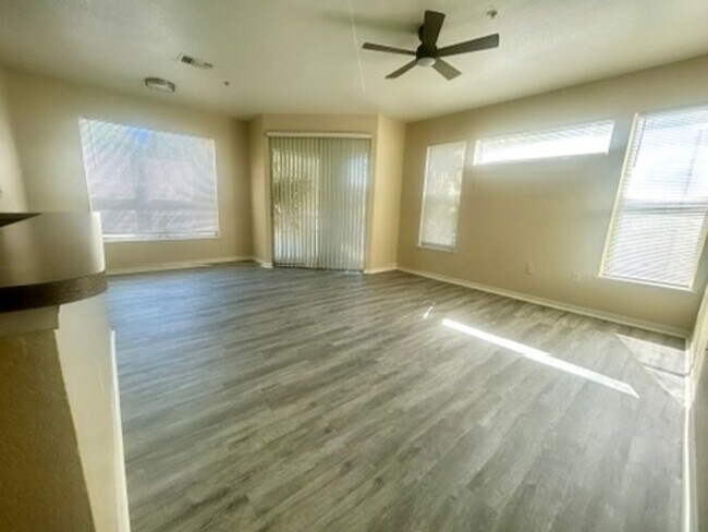 Building Photo - RIVERVIEW: Allegro Palms - Gated Community...