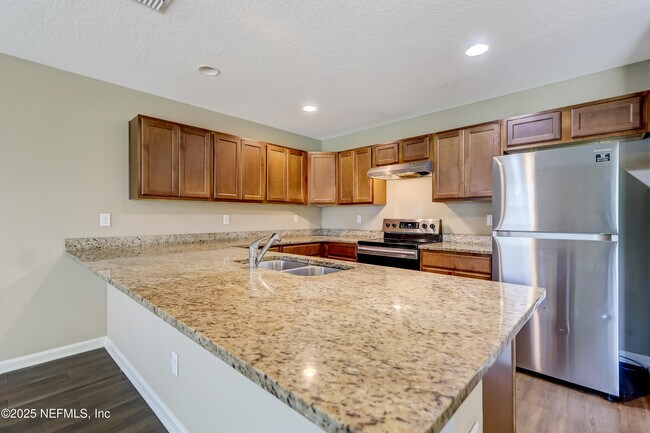 Building Photo - 8151 Lanette St
