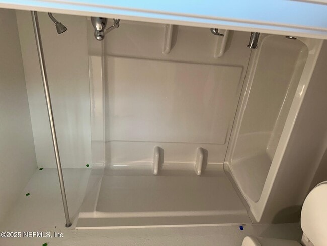 Building Photo - 120 Summer Moon Dr