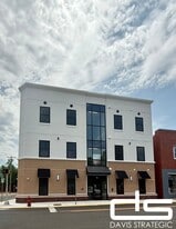 Building Photo - 128 E Market St