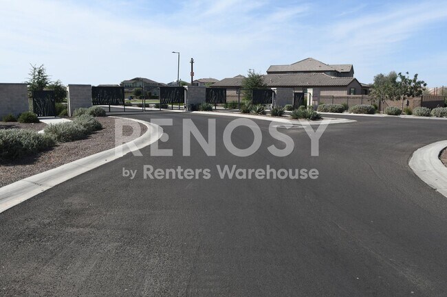 Building Photo - 9449 W Montecito Ave