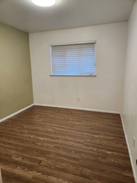 Building Photo - 1940 65th Ave