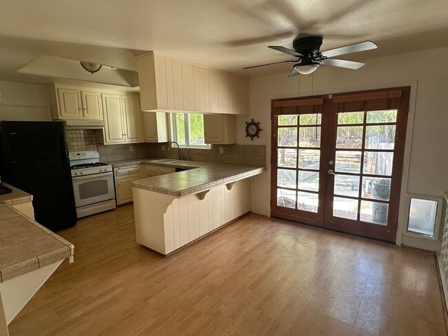 Building Photo - 4 Bedroom 2 Bath Home in Orcutt