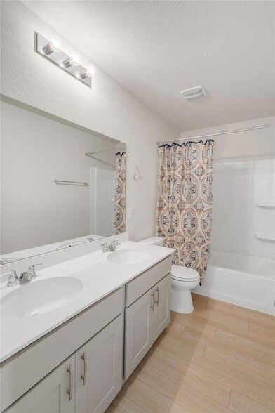 Building Photo - 17104 Crane Fly Dr