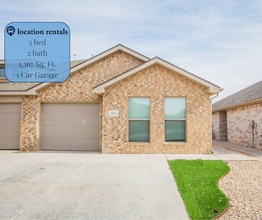 Building Photo - Modern 3/2/1 Duplex!