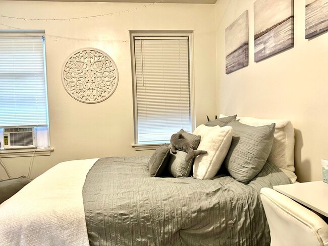 Building Photo - 21 Westbourne Terrace