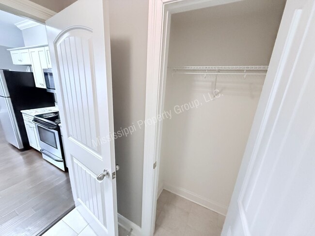 Building Photo - 4BD / 4.5BA FOR RENT