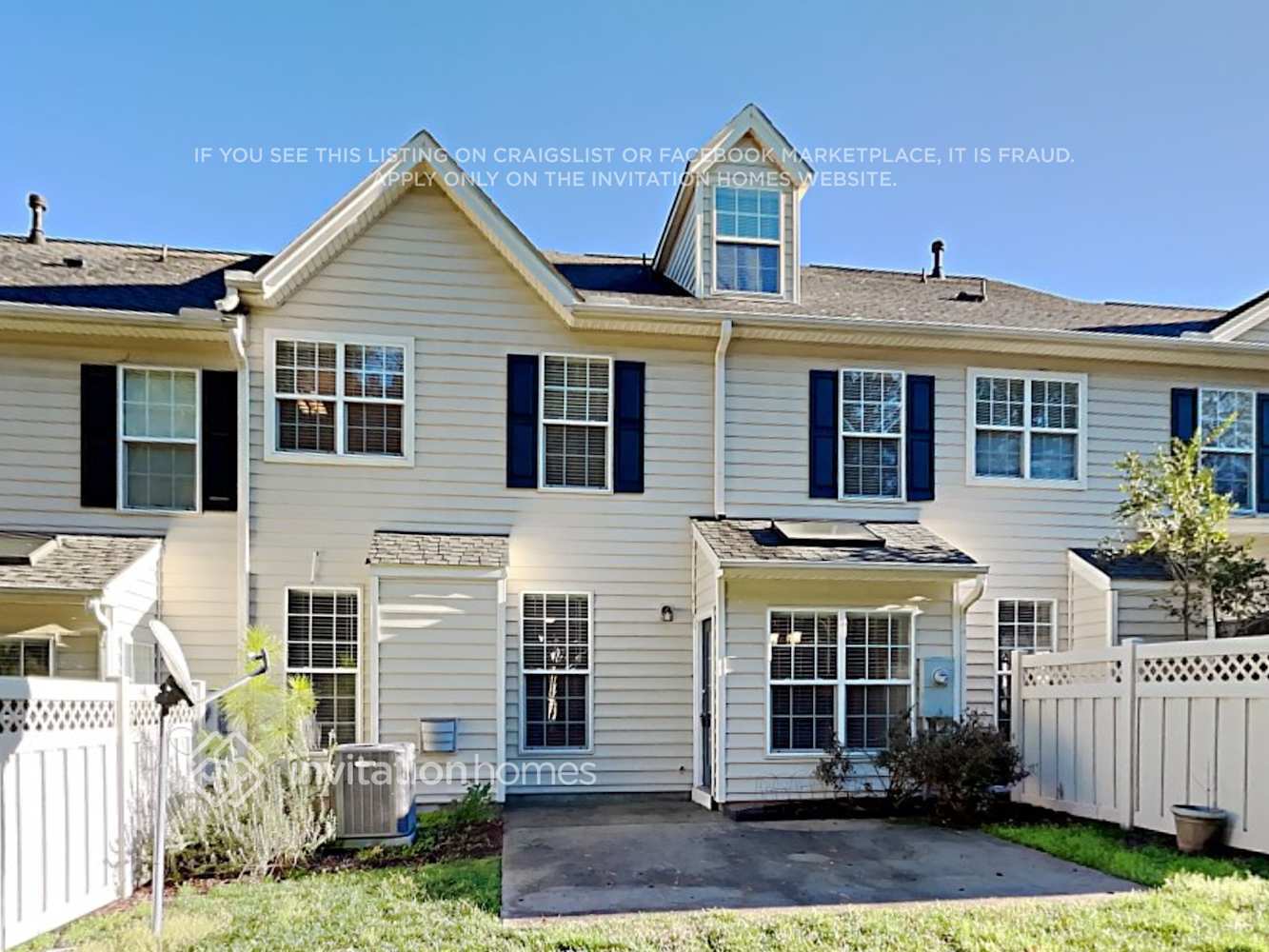 Building Photo - 11208 Presidio Dr