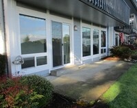 Building Photo - 2 Bedroom, 2 bathroom Northview Terrace Co...