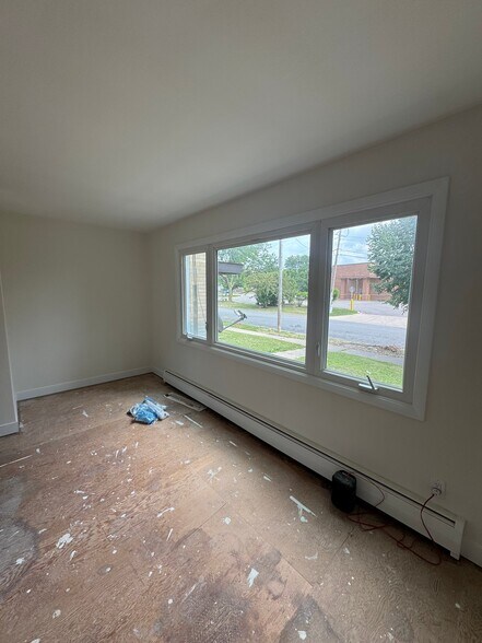 Building Photo - 5710 Russett Rd