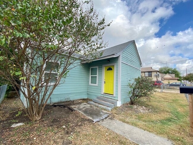Building Photo - Highland Park adorable 2bd/1ba home AVAILABLE NOW!