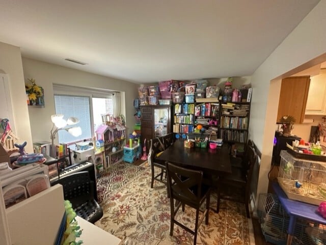 Building Photo - 3850 Persimmon Cir
