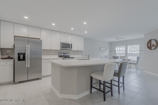 Building Photo - 4948 Big Pine Dr
