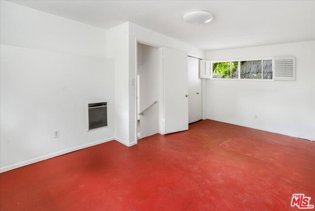 Building Photo - 146 N Gunston Dr