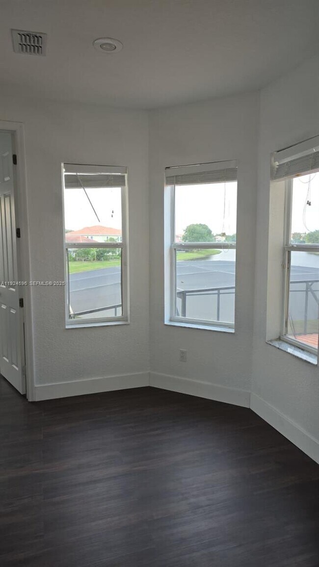 Building Photo - 2802 Quiet Water Trail