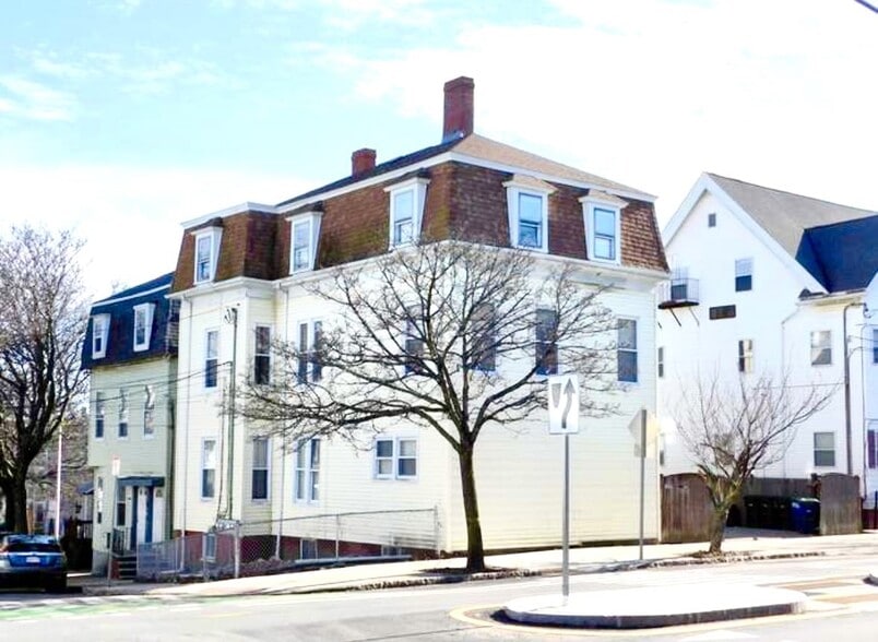 Exterior - 31 Temple St