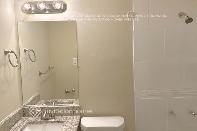 Building Photo - 6226 Dahlia Dr