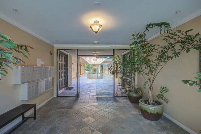 Building Photo - Massive Three Bedroom Two Bath Condo Available now!