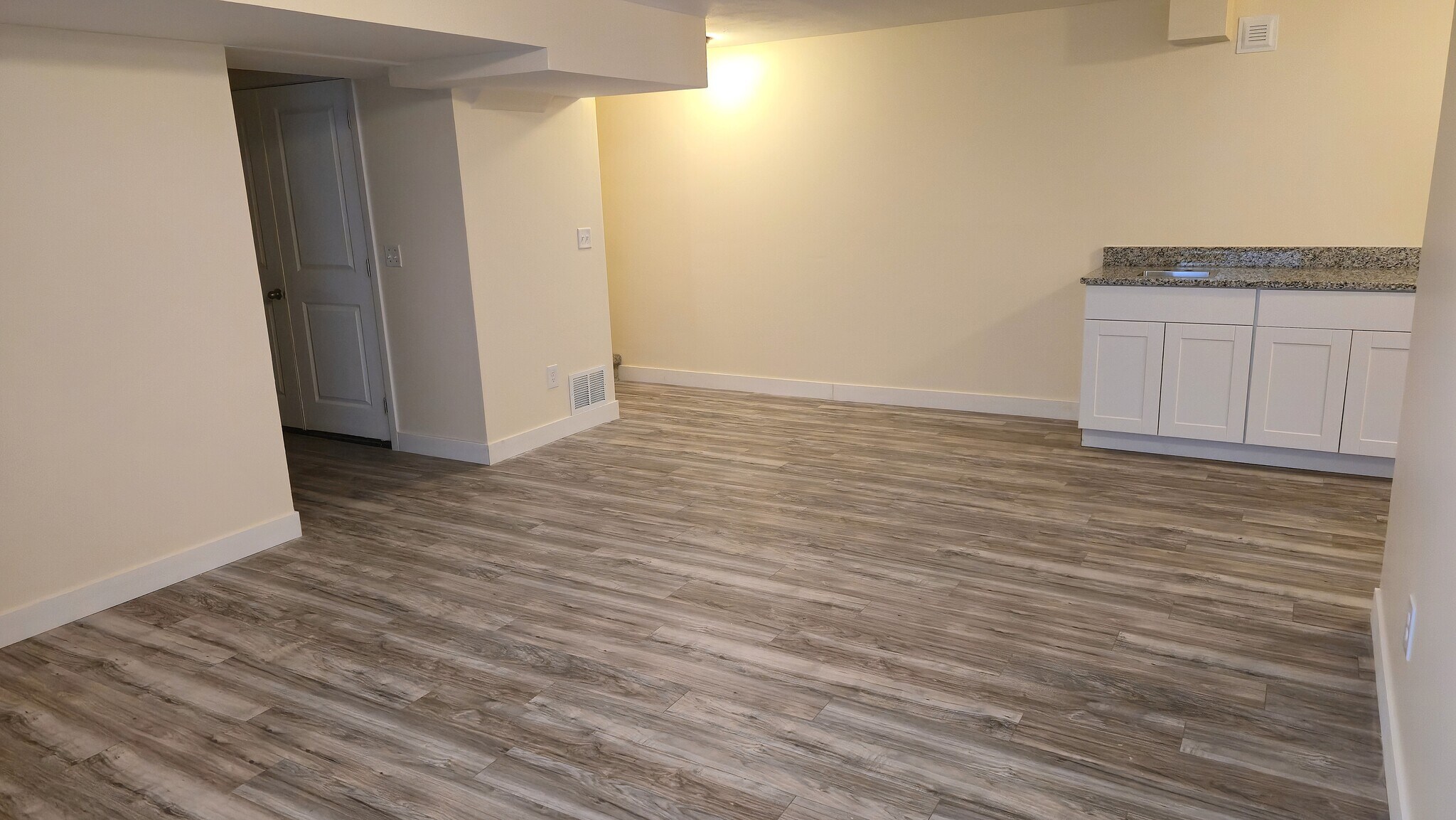 Building Photo - 34 E Legacy Pky