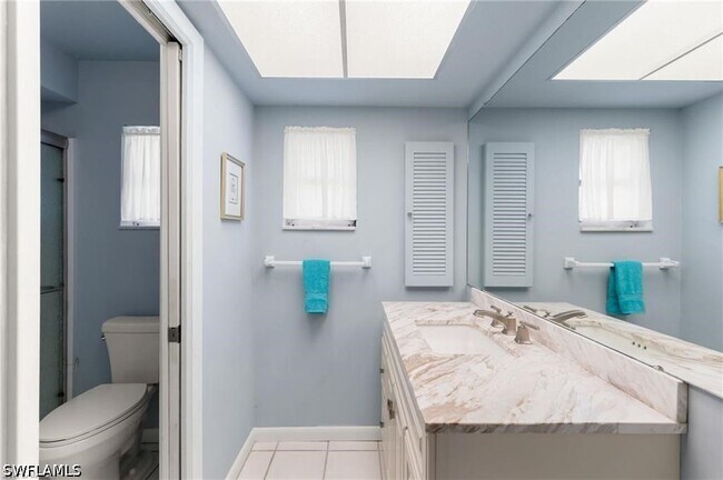 Building Photo - 751 Orchid Ct