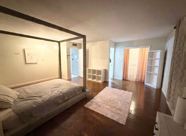 Building Photo - 17046 N 37th Ave