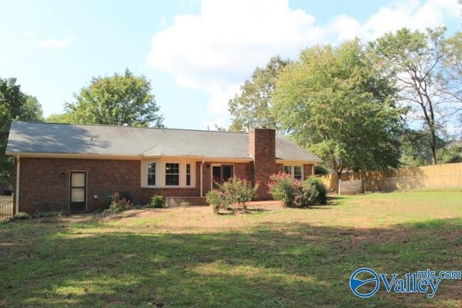 Building Photo - 141 Wedgewood Terrace Rd