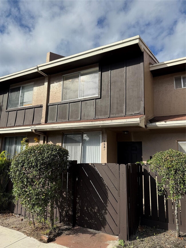 Building Photo - 1349 Sussex Dr