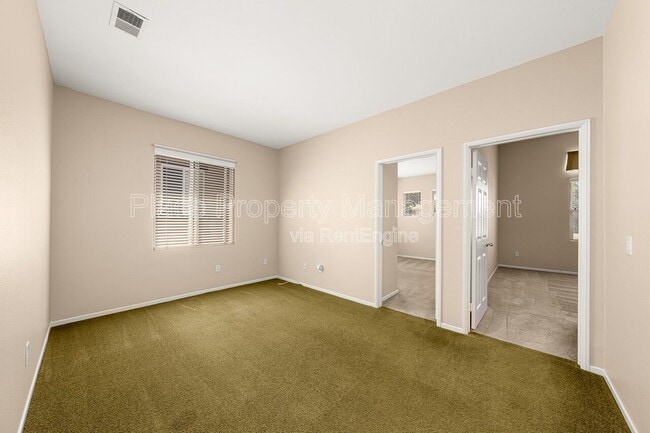 Building Photo - 6223 Avenida De Las Vistas