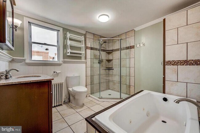 Building Photo - 3188 Mercer St