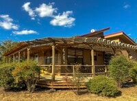 Building Photo - 209 Crest Dr