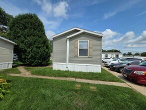 Building Photo - 36 Bel-Aire Dr