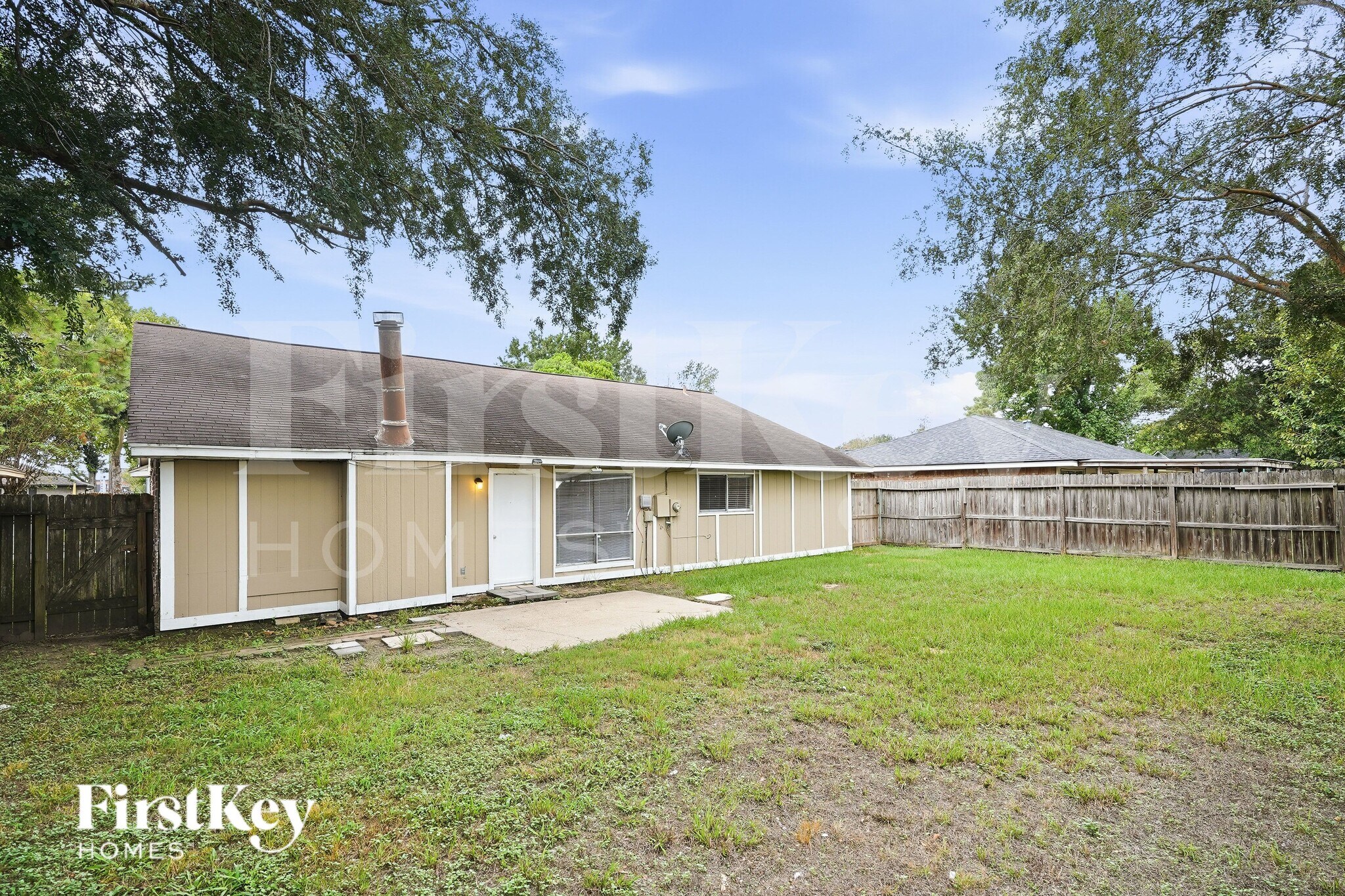 Building Photo - 16410 Sky Blue Ln