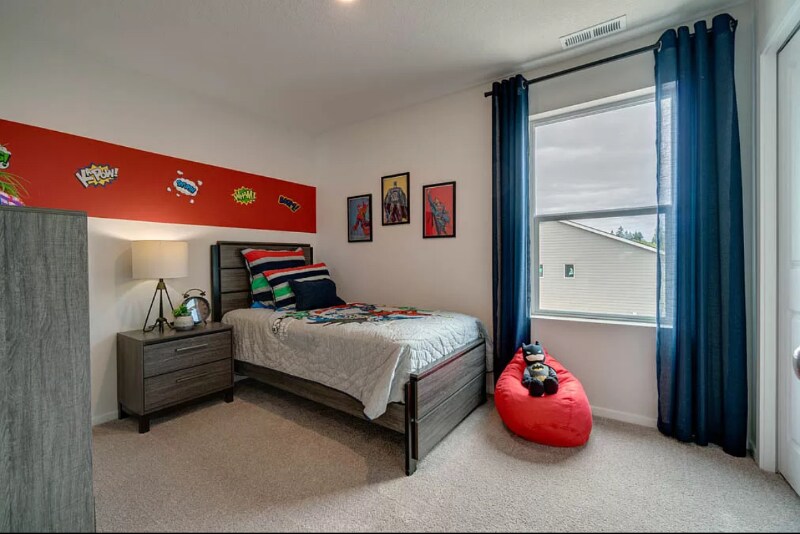 Building Photo - 888 N 18th Ave