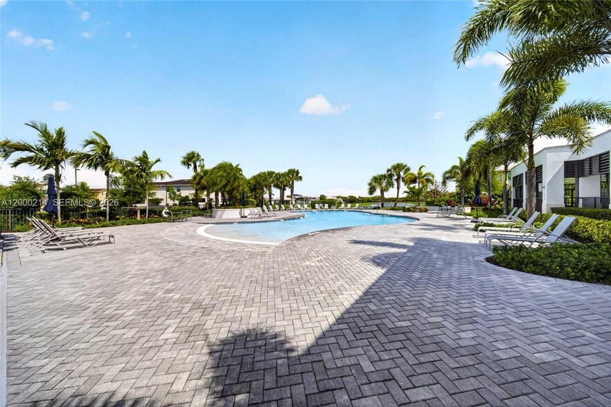 Building Photo - 4349 Veleiros Ave