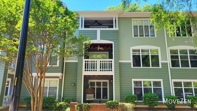 Building Photo - 1221 Westview Ln