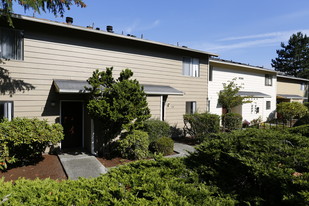 Building Photo - Scarborough Townhomes