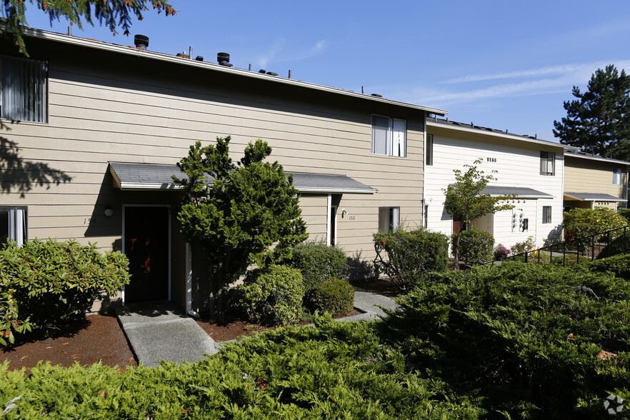 Primary Photo - Scarborough Townhomes