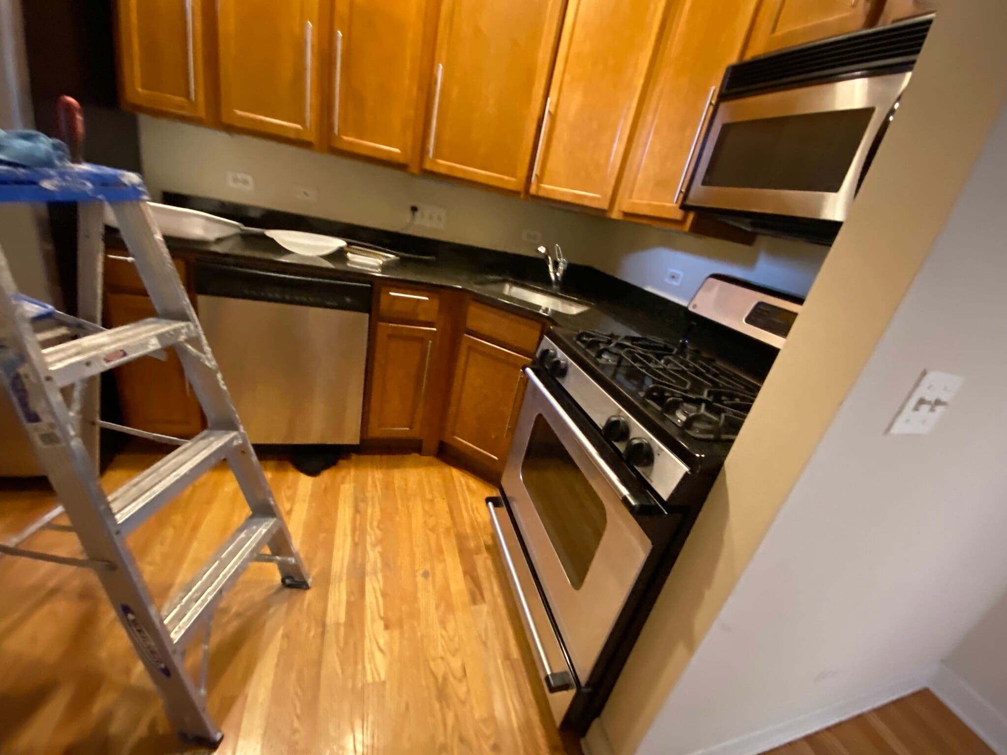 Building Photo - 3246 N Clifton Ave