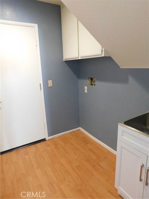 Building Photo - 2180 Hedgerow Ln