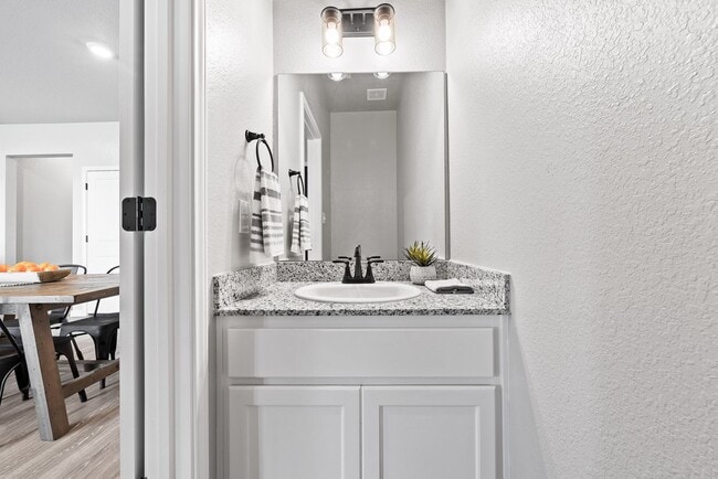 Building Photo - Tarver Ridge Townhomes