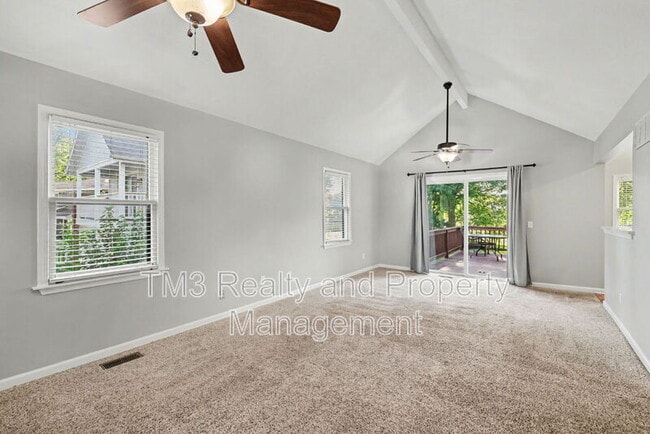 Building Photo - 15213 S Seminole Dr