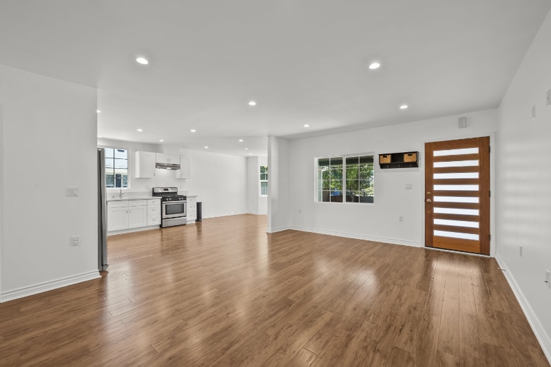 Building Photo - 6712 Cedros Ave