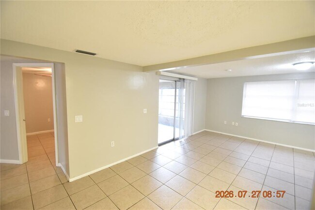 Building Photo - 3221 Topp Dr