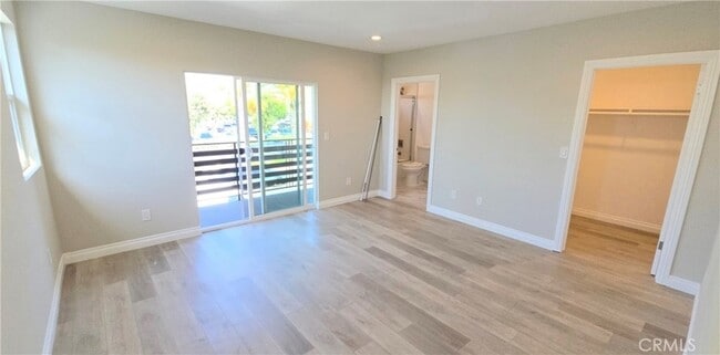 Building Photo - 10820 Long Beach Blvd