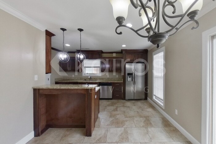 Building Photo - 94 Cottonwood Dr