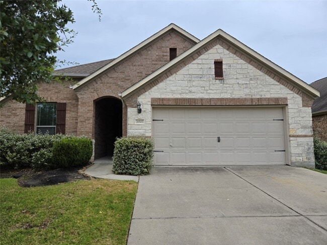 Primary Photo - 26502 Green Heron Dr