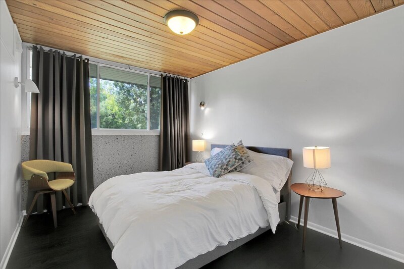 Building Photo - 1912 Old Briar Rd