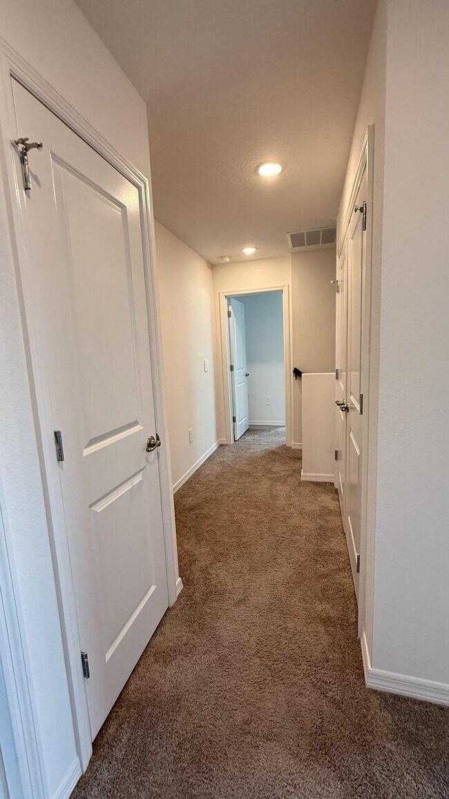 Building Photo - 12761 SW Orvieto Wy