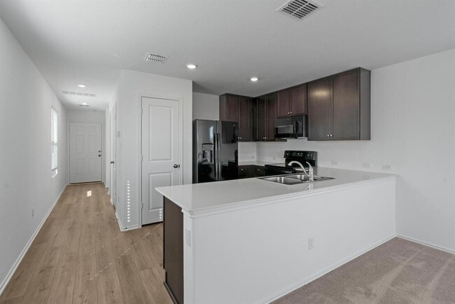 Building Photo - 444 Marty Allen Lp