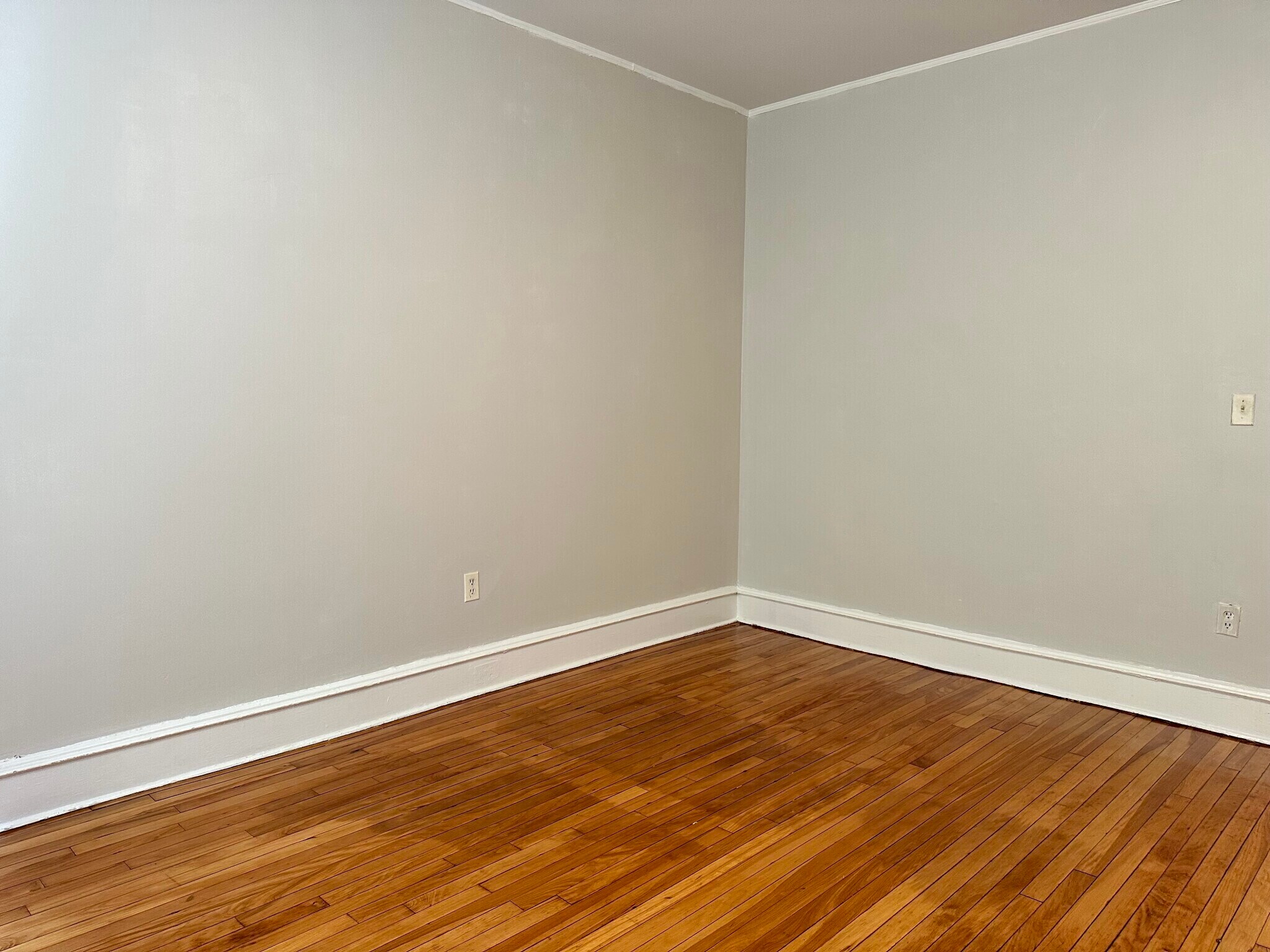 Building Photo - 330 St Paul St